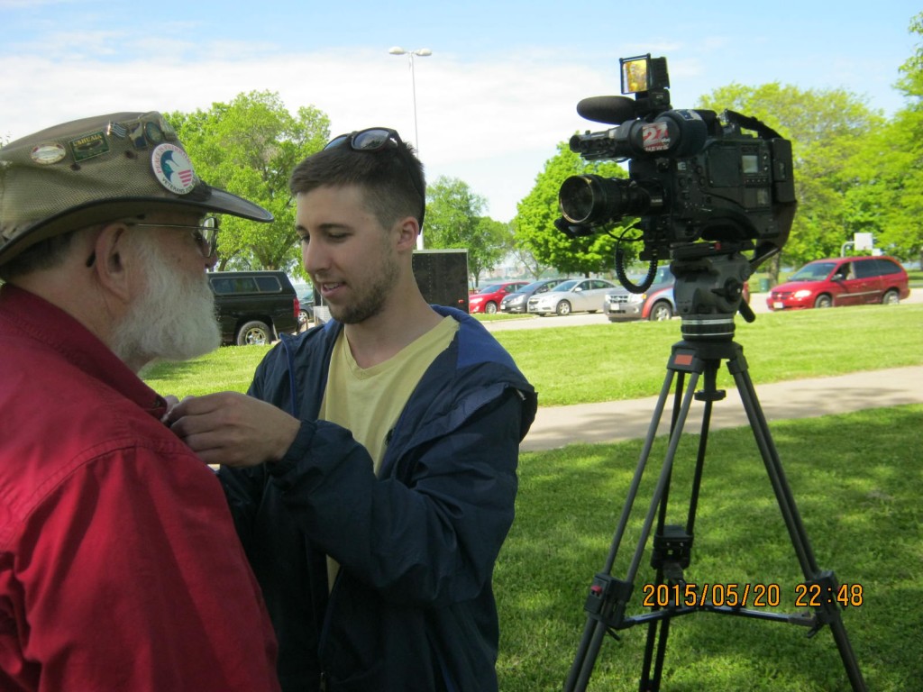 Vets For Peace Memorial Mile Daryl Sherman and Channel 27