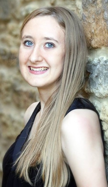2016 Dodgeville Essay Winner Elle Pearson, read her essay here.